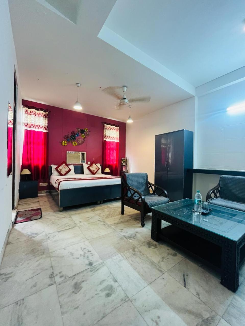 Apartment Woodland - Safdarjung Embassy Road New Delhi